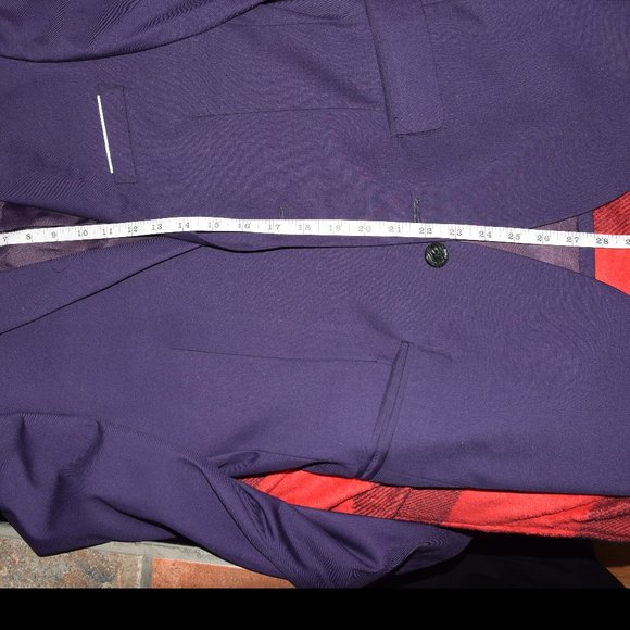 36S - Purple jacket - Picture 8 of 9